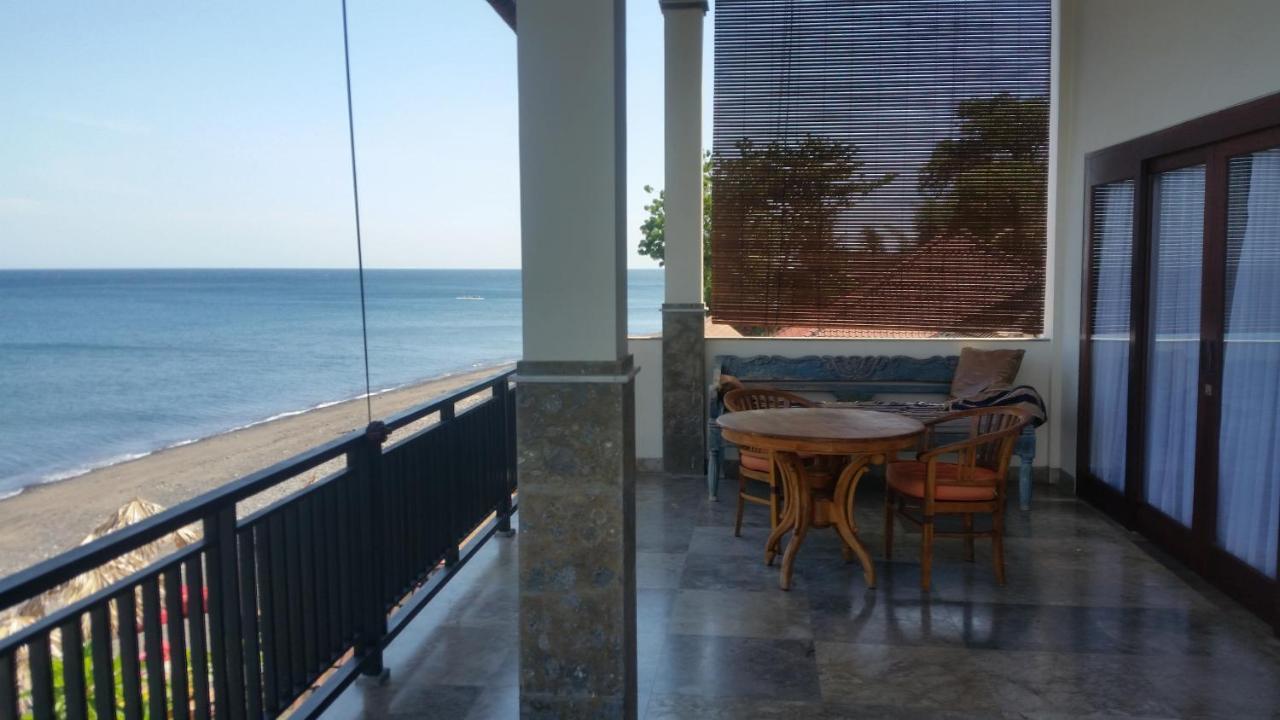 Amed Beach Villa מראה חיצוני תמונה